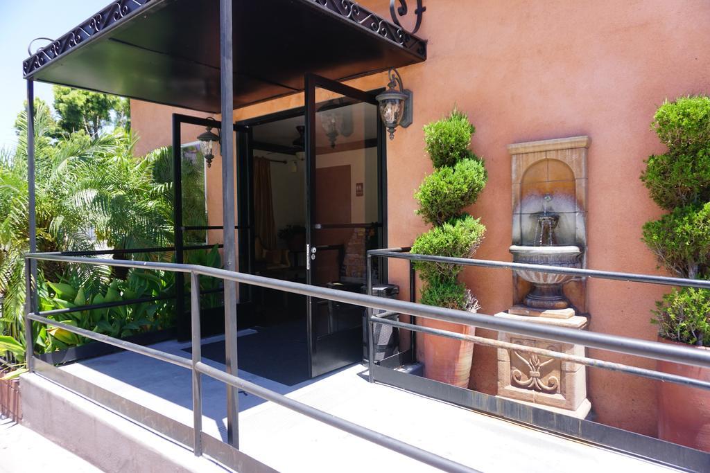 Casa Bella Inn Downtown La Лос-Анджелес Экстерьер фото